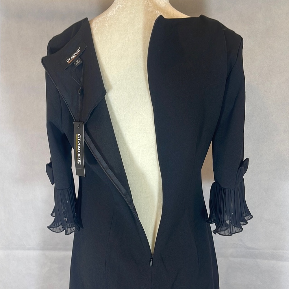 Elegant Black Dress with Pleated Sleeves - Picture 6 of 9